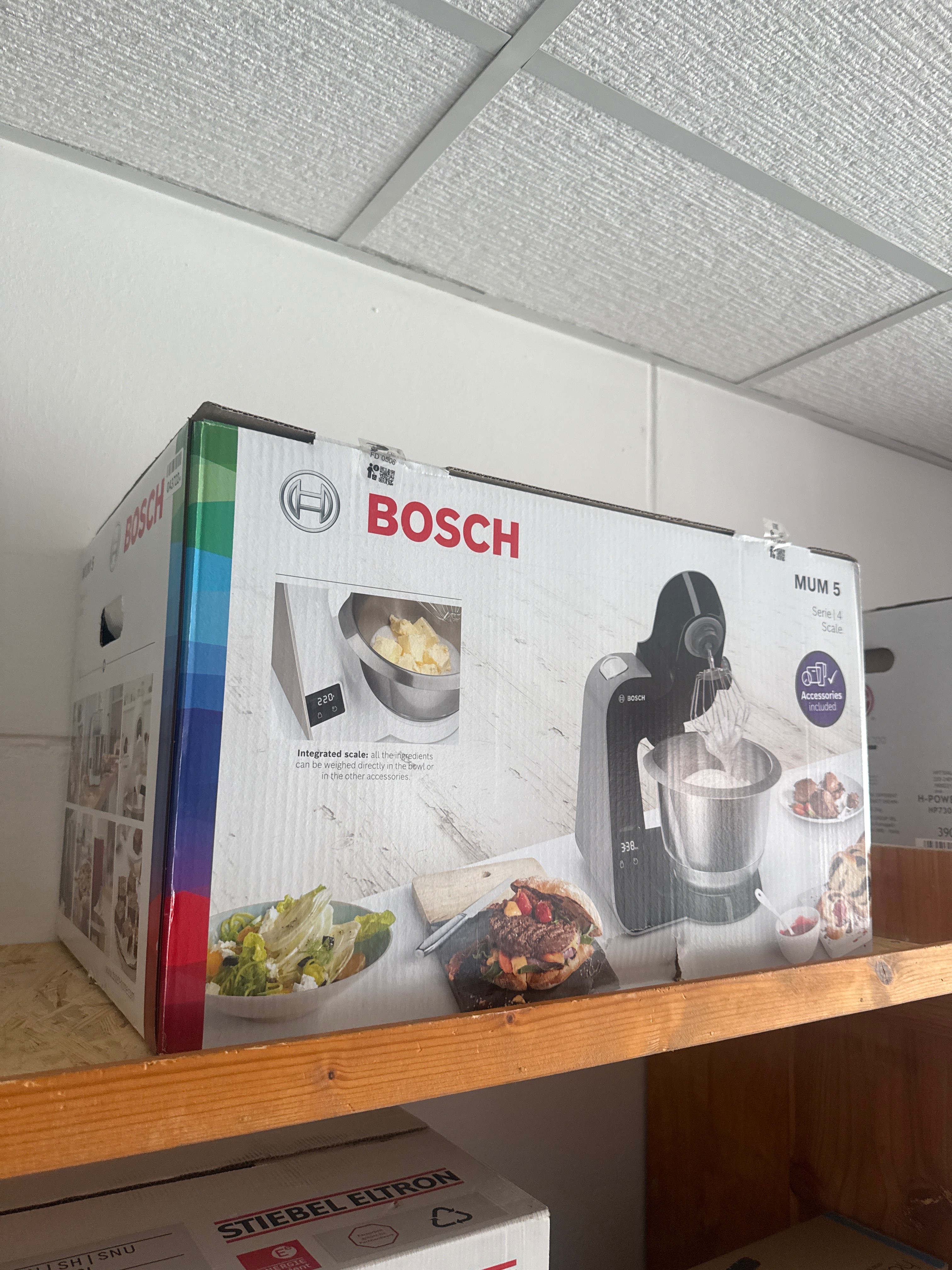 Küchenmaschine mit Waage