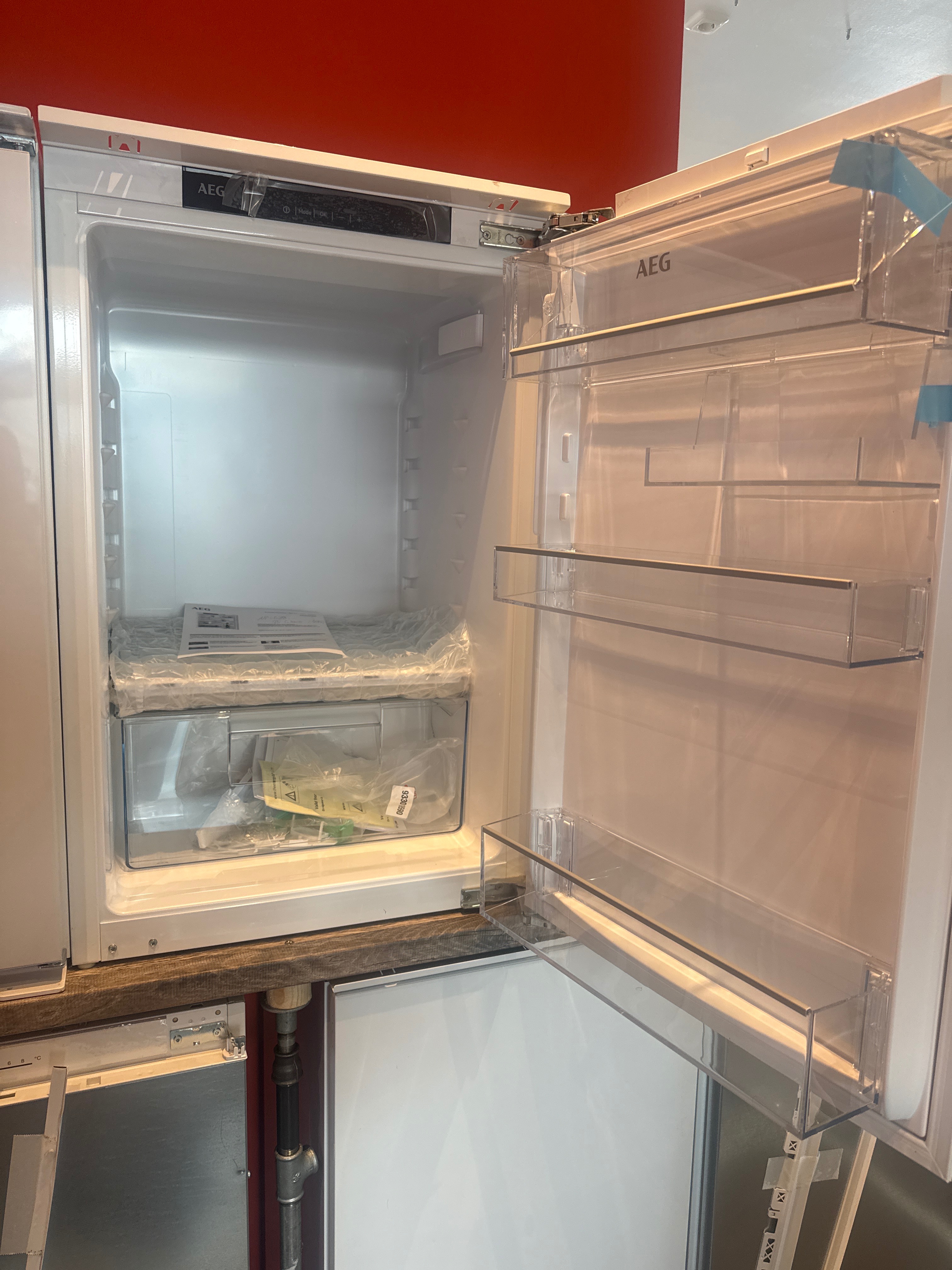 Einbaukühlschrank 88cm Festtür